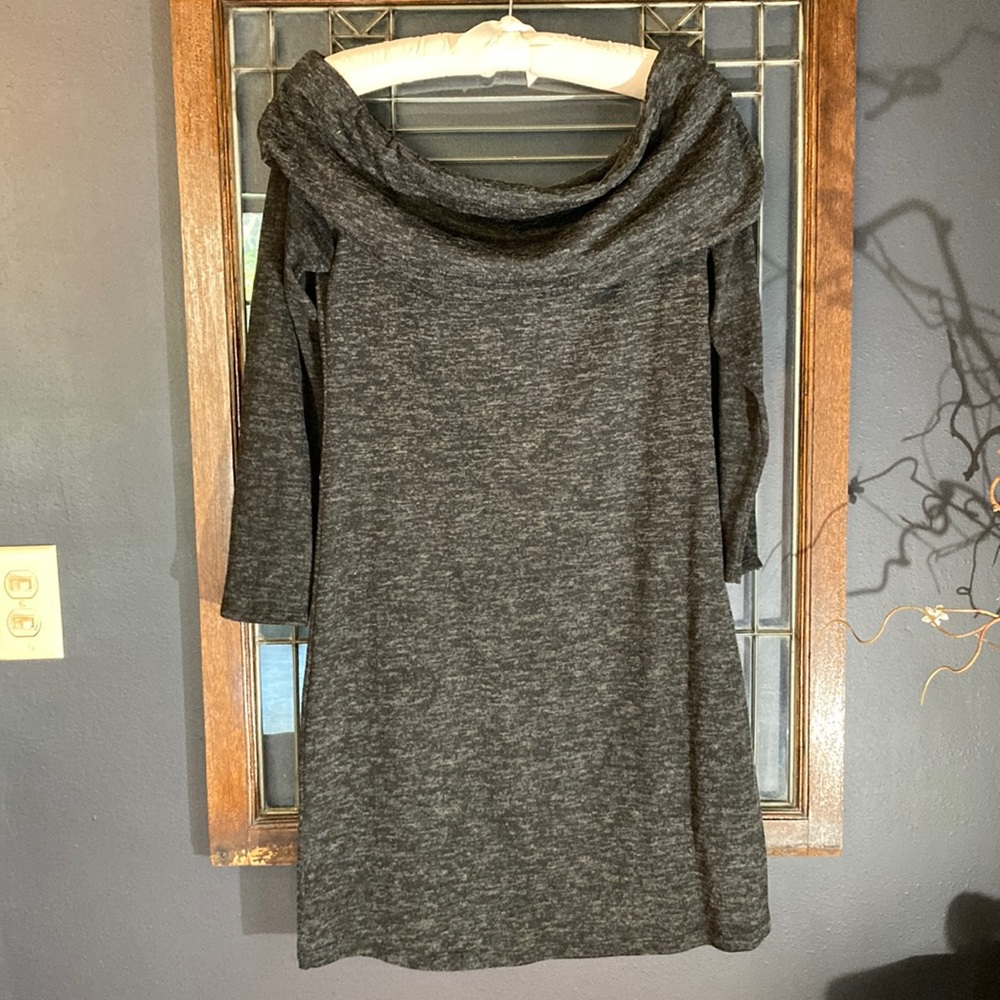 VeronicaM Grey Knit Dress